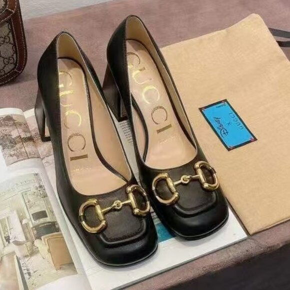 Gucci Black Leather Women's Shoes - Picture 1 of 4